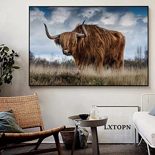 Cuadro de vaca de las Highlands para transformar paredes vacías con arte nórdico 2