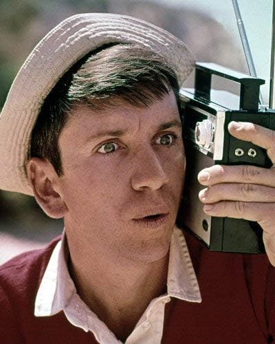 Amazon.co.jp ギリガン君SOSのラジオを聴いボブデンバーは、プロモーション写真を11x14 ホーム&キッチン