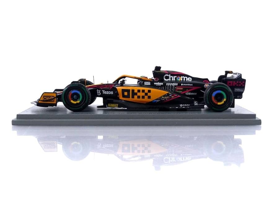 スパーク 1/43 マクラーレン MCL36 リカルド 2022シンガポールGP Amazon | スパーク 1/43 マクラーレン MCL36 2022 F1