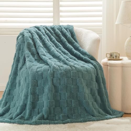 NEWCOSPLAY Super Soft Throw Blanket Light Teal Premium Silky Flannel Fleece 3D Checkered Lightweight Bed Blanket All Season Use (Light Teal Checkered, Throw(50"x70"))