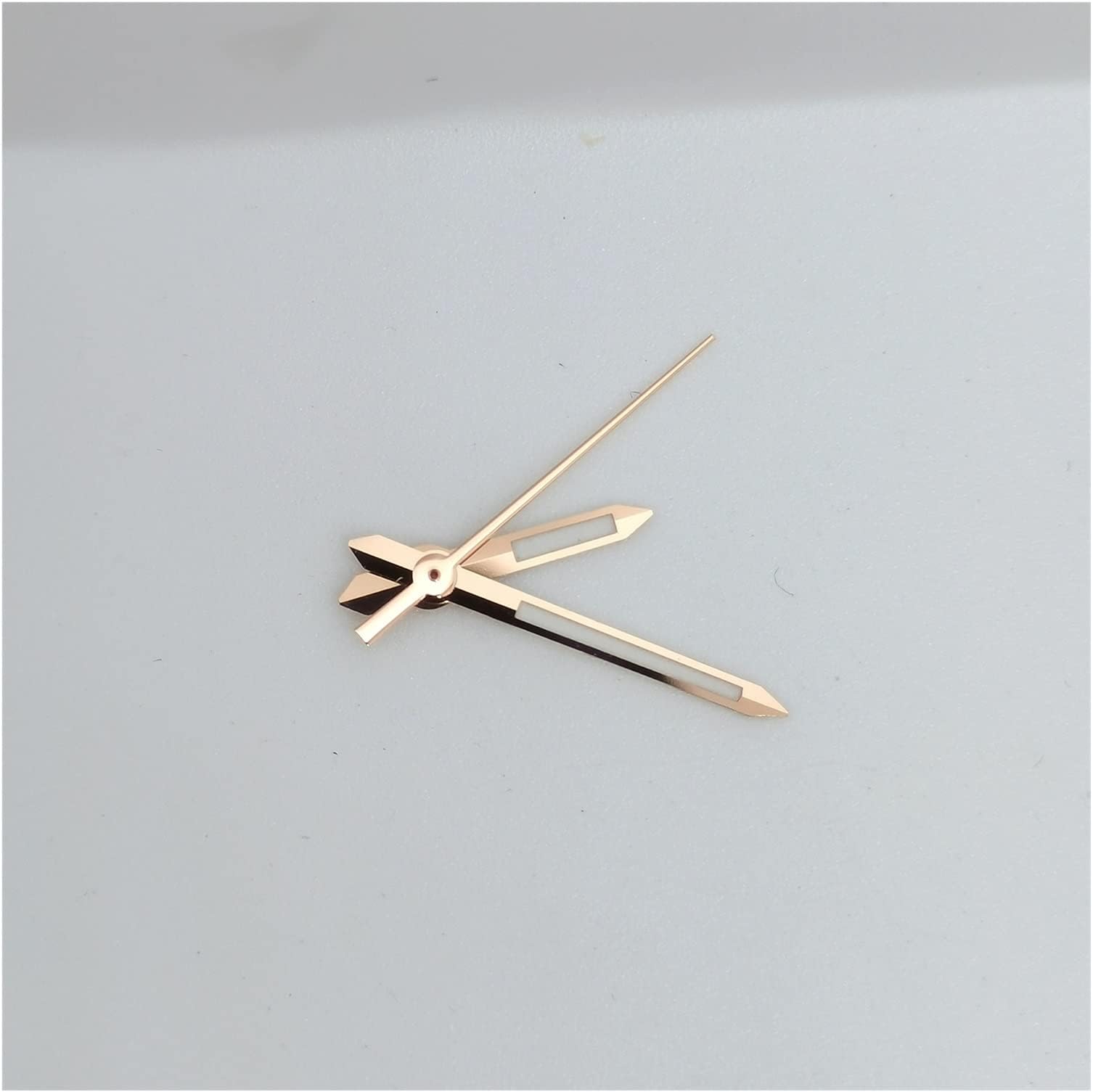 8200a movement Clearance