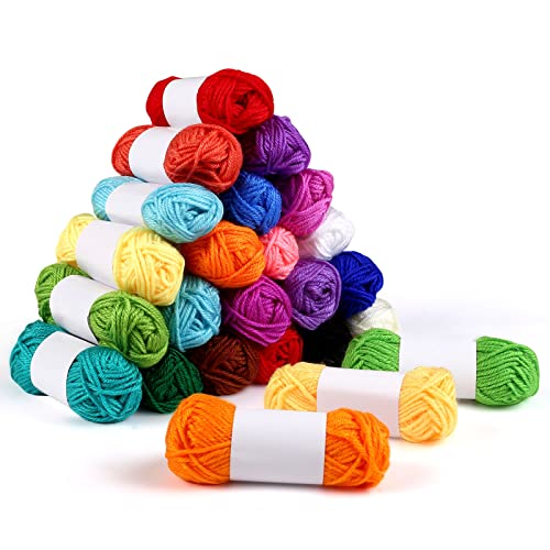 Colori brillanti e belli: composto da 24 gomitoli di lana multicolore, come bianco, giallo, verde, azzurro, viola, rosa brillante, rosso, nero, blu scuro, marrone. 24 colori, 1 palla per colore.