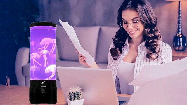 Jellyfish Sensory LED Lightahead : Amazon.com 【うたわれるもの】オリジナル携帯電話　液晶クリーナー　LEDフラッシュライト付 Aquarium with Lamp ストラップ