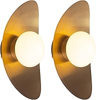 Vista 1 de Iluminación de pared de mediados de siglo, aplique de pared de globo de vidrio blanco, forma clásica de media luna, acabado dorado, luces de tocador