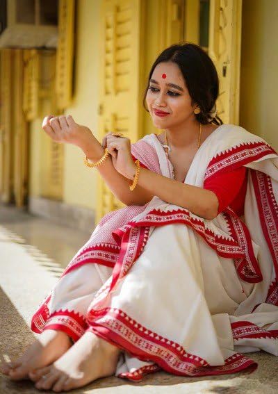 Image of Flosive Women's Woven Cotton Silk Saree With Unstitched Blouse Piece