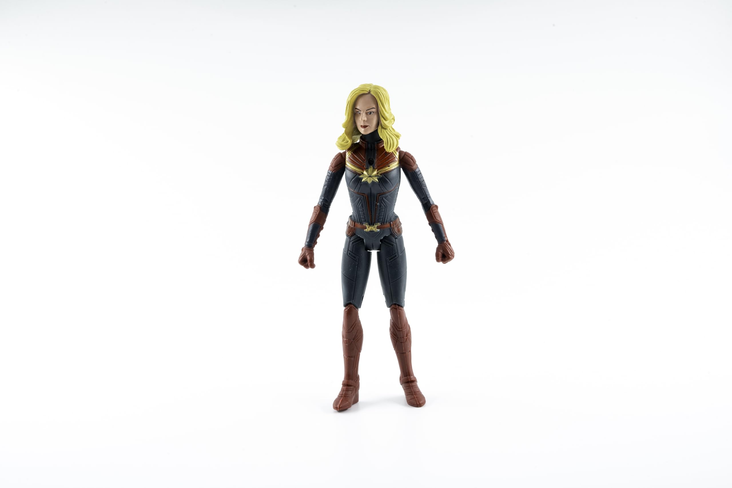 KHILONA WAALA Captainn Marvel 6-Inch Action Figure Toys for Kids | Legends Titan Super Heroes Series Action Figures Toys Boys & Girls