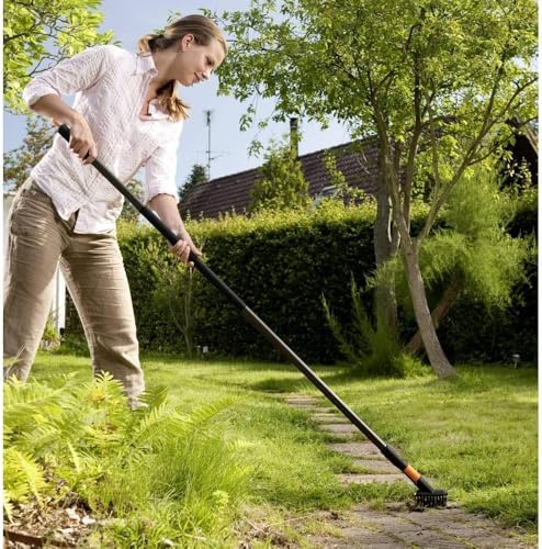 Fiskars Fugenbürste mit zusätzlicher Kratz-Klinge, Gerätekopf, Länge: 18,5 cm, Breite: 15 cm, Stahl-Borsten/Glasfaserverstärkter Kunststoff-Rahmen, Schwarz/Orange, QuikFit, 1000657