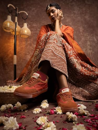 Image of Bacca Bucci Women RANGREZA Ethnic Sneakers for Indian Festive & Ethnic Wear