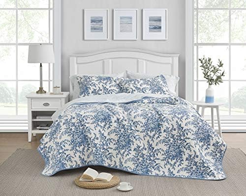 Laura Ashley Home - Queen Quilt Set, Reversible Cotton Bedding with Matching Shams, Lightweight Home Decor for All Seasons (Bedford Delft Blue, Queen)