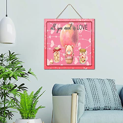 Décoration murale en bois avec cœur pour une chambre d'enfant