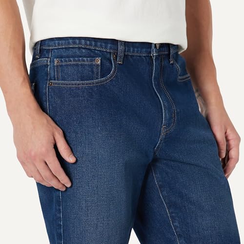 Image of Amazon Essentials Men's Heavyweight Stretch Straight-Fit Jean Shorts