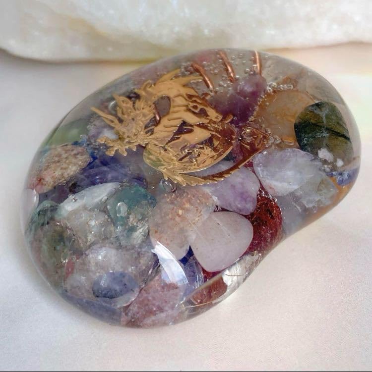 2024年開運御守りオルゴナイト そら豆みたいな 握り石 龍グレームーン