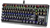 【Teclado retroiluminado por LED de colores】Un teclado USB con 21 modos de iluminación diferentes que puedes ajustar en intensidad e iluminación según requieran tus juegos, como FPS, CF, COD, RTS, TXT, LOL. Iluminación RGB