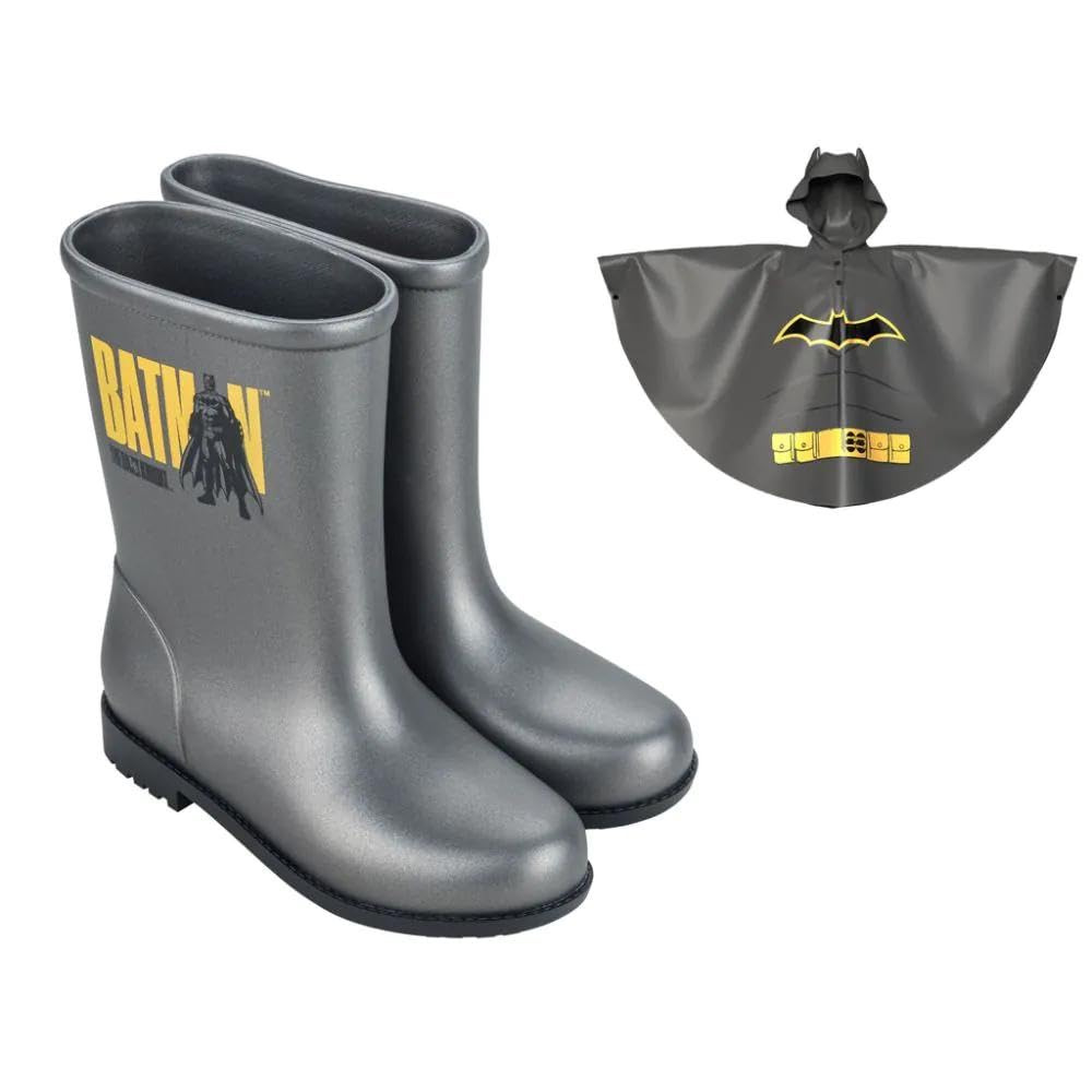Bota Infantil Personalidade Batman Rain Fun Galocha REF: 23056 em promoção! Veja a oferta e mais achadinhos de Botas & Galochas Infantis 2 Hoje é o melhor dia para comprar Bota Infantil Personalidade Batman Rain Fun Galocha REF: 23056 com aquele preço maroto! Promoção! Aproveite a oferta! 2
