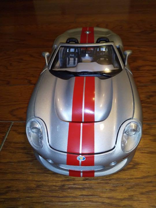 Amazon.co.jp: BBurago 1 18 SHELBY SERIES 1 シェルビー シリーズ