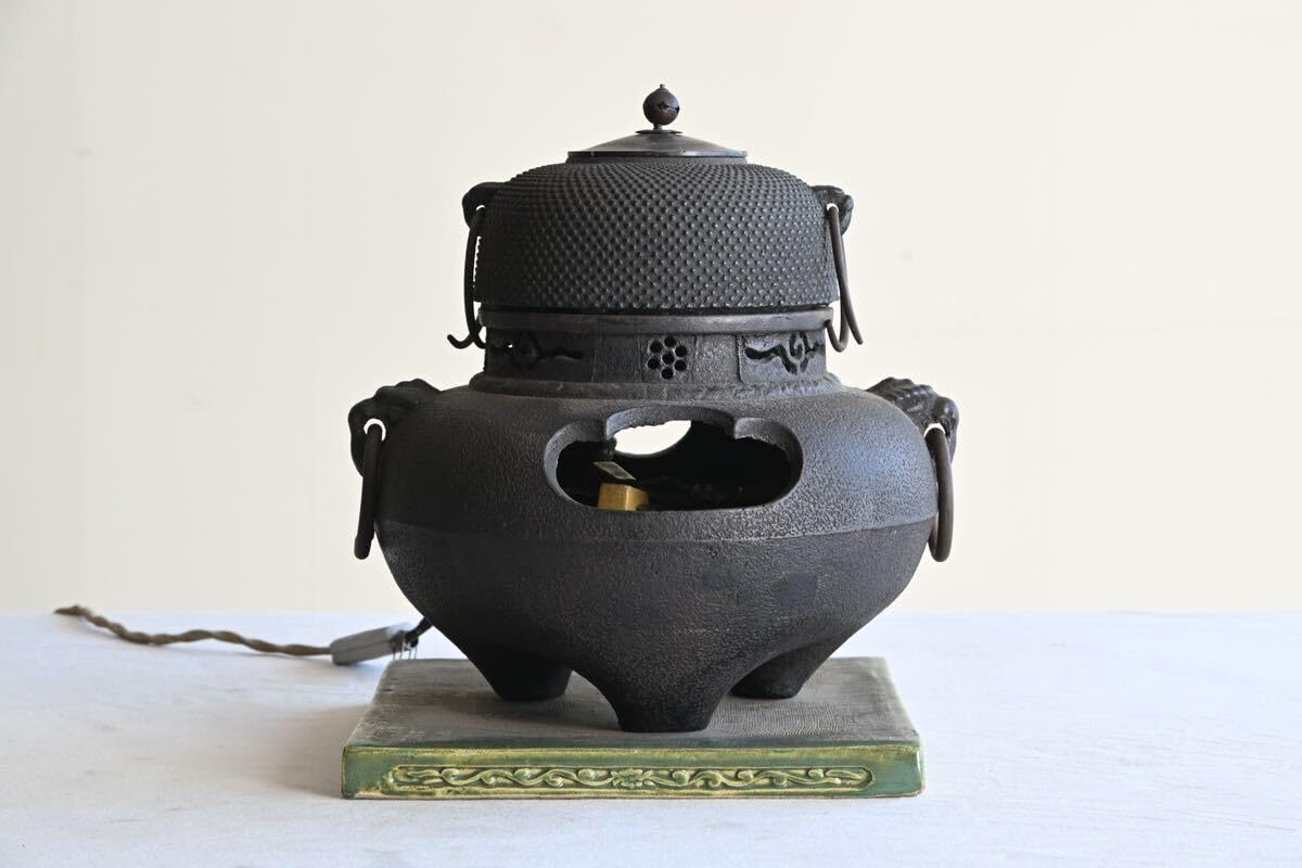 Amazon.co.jp: 骨董品茶釜 茶道具 風炉釜 茶室 茶器 鉄製 織部焼 敷板 