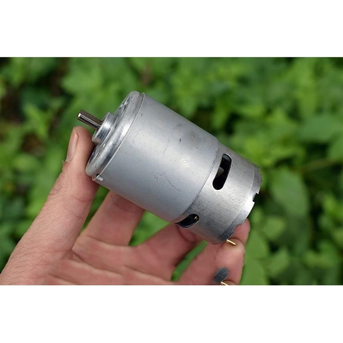Accessoires de bricolage Moteur de machine à jus de puissance de couple secouant le moteur de voiture moteur de scie à ruban moteur de tour de précision moteur de tour de précision couple élevé 18 V d