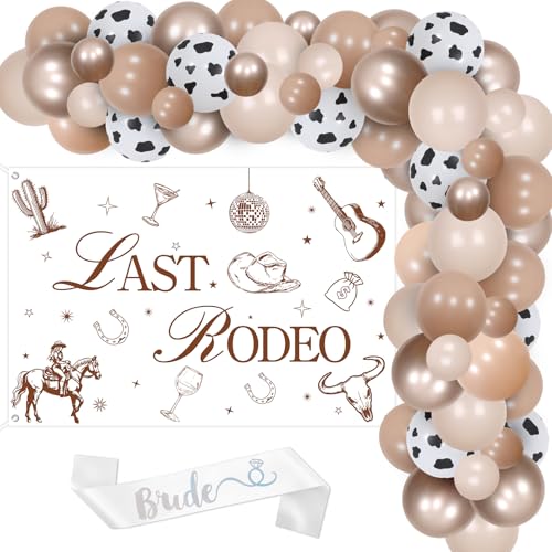 Fête prénuptiale sur le thème cowgirl occidentale avec arche de ballons