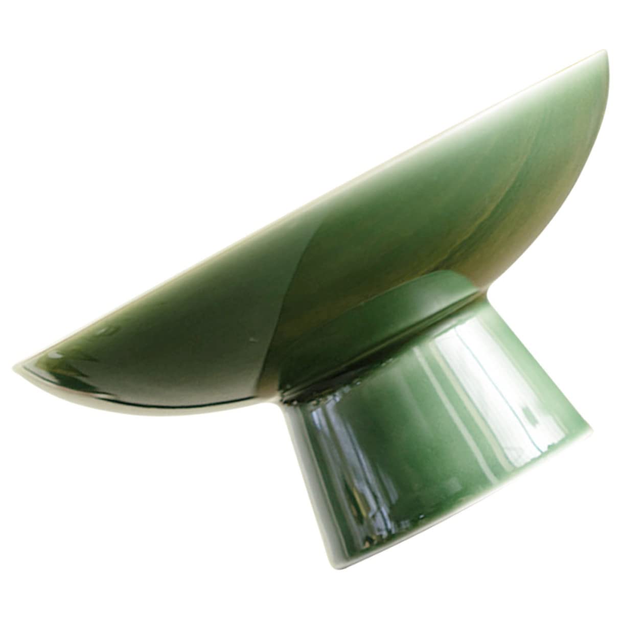 FUNOMOCYA Ceramic Footed Dessert Plate for Dried Fruits Elegant Snack Tray for Home Decor Lightweight Pottery Dish for Pastries and Treats Stylish Serving Plate for Special Occasions