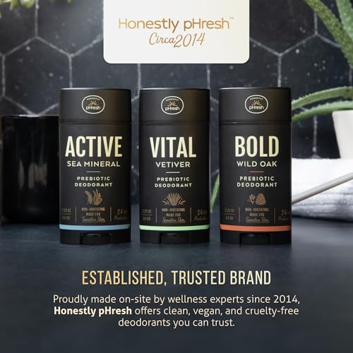 Image of Honestly pHresh Prebiotic Natural Deodorant for Men - Aluminum & Baking Soda Free with 24 Hour Odor Protection. Clean Vegan Deodorant for Sensitive Skin. Made In USA - Bold Wild Oak Scent, 2.5 oz