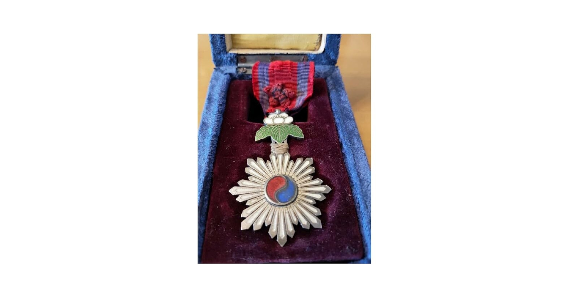 激レア 貴重品】本物保証 勲二等 太極章 勲功二等 大韓帝国 勲章