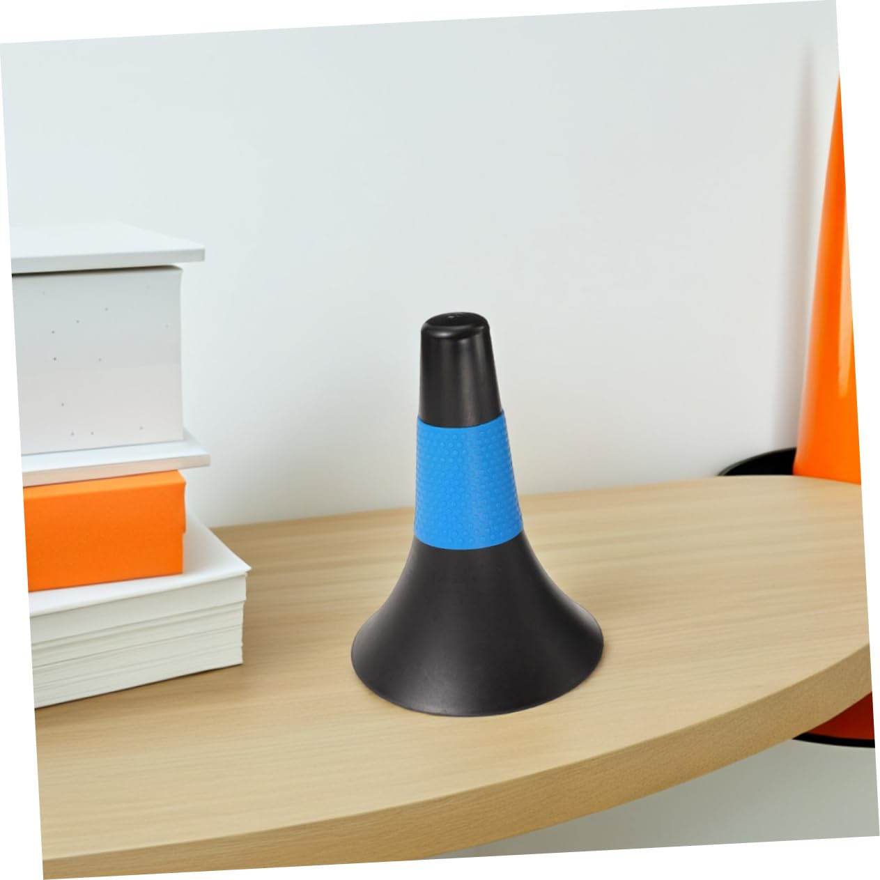 Gatuida Cones De Agidad del Futboto 8 Conos De Entrenamiento Pequeños Conos De Entrenamiento De Velocidad para Simulacros De Baloncesto De Fútbol Accesorios De Práctica De