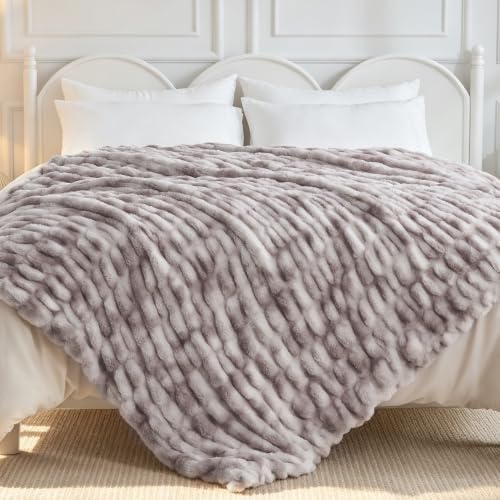 VFROO 700GSM Faux Fur Throw Blanket, Ruched Soft Fuzzy Blankets,Warm Cozy - image 8