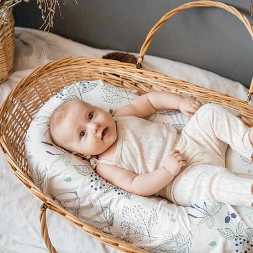 Image of Gllquen Baby Bassinet Sheets 4 Pack, Breathable Cozy Fitted Mattress Sheet | 32 inchx16 inch Soft Baby Sheets for Boys Girls, Compatible with Halo, Snoo, Uppababy, Universal fitted,Baby Gift,