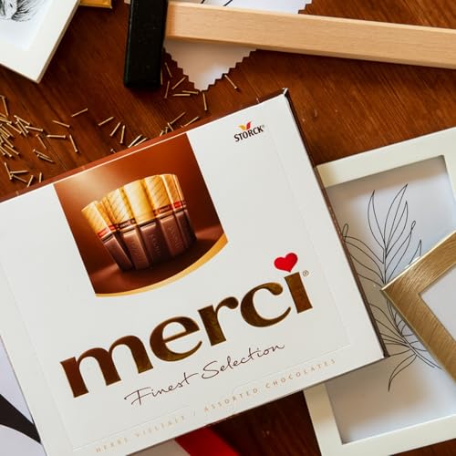 merci Finest Selection Herbe Vielfalt – 1 x 250g – Erlesene Schokoladen-Spezialitäten aus dunkler Schokolade – Gefüllte und nicht gefüllte Pralinen