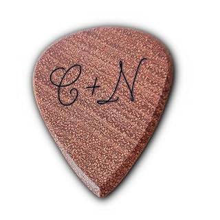 Médiator guitare en bois personnalisé avec texte et motif gravé, en bois massif d’acajou - Les Beatles, Paul McCartney, John Lennon, RIngo Starr, George Harrison Médiator guitare en bois personnalisé avec texte et motif gravé, en bois massif d'acajou – Image 4
