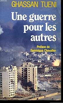 Paperback Une Guerre pour les autres [French] Book