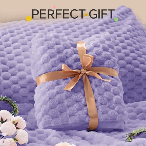 Image of BEDELITE Fluffy Twin Comforter Set - Light Purple Fleece Soft Comforter for Twin Size Bed, Luxury Warm Bedding Set for Winter, Fuzzy Bed Set 2 Pieces (1 Comforter, 1 Pillowcase)