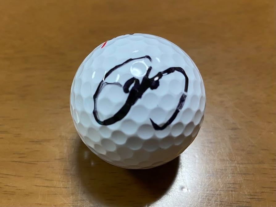 ERIKA HARA サイン入りゴルフボール4個セット　3種類 ERIKA HARA サイン入りゴルフボール4個セット 3種類 【未使用品