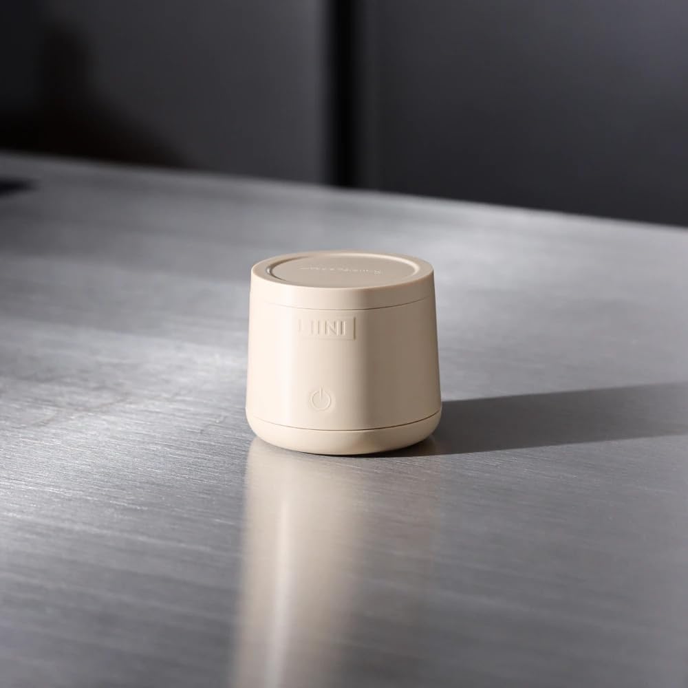 LIINI® 4.0 PRO Flaschenwärmer mit Akku, 75W, beige – IP66 staub- & strahlwassergeschützt, 4 Stufen 37/40/45/50°C, Akku 15.000 mAh, unterwegs & zuhause, USB-C Aluminium-Kabel 150 cm, BPA-frei, CE/RoHS