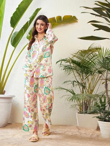 Ensemble kurta imprimé résistant aux plis pour un style sans effort