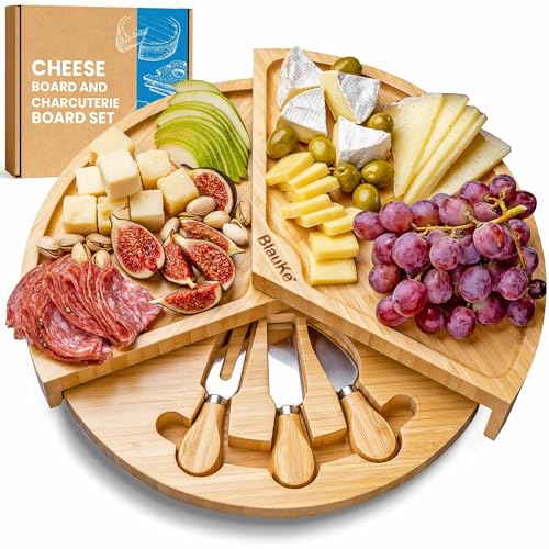 BlauKe® Bamboo Cheese Board and Knife Set – 37cm Round Charcuterie Board, Serving Platter, Slide-Out Drawer, Cheese Knives – Wooden Cheese Board Gift Set