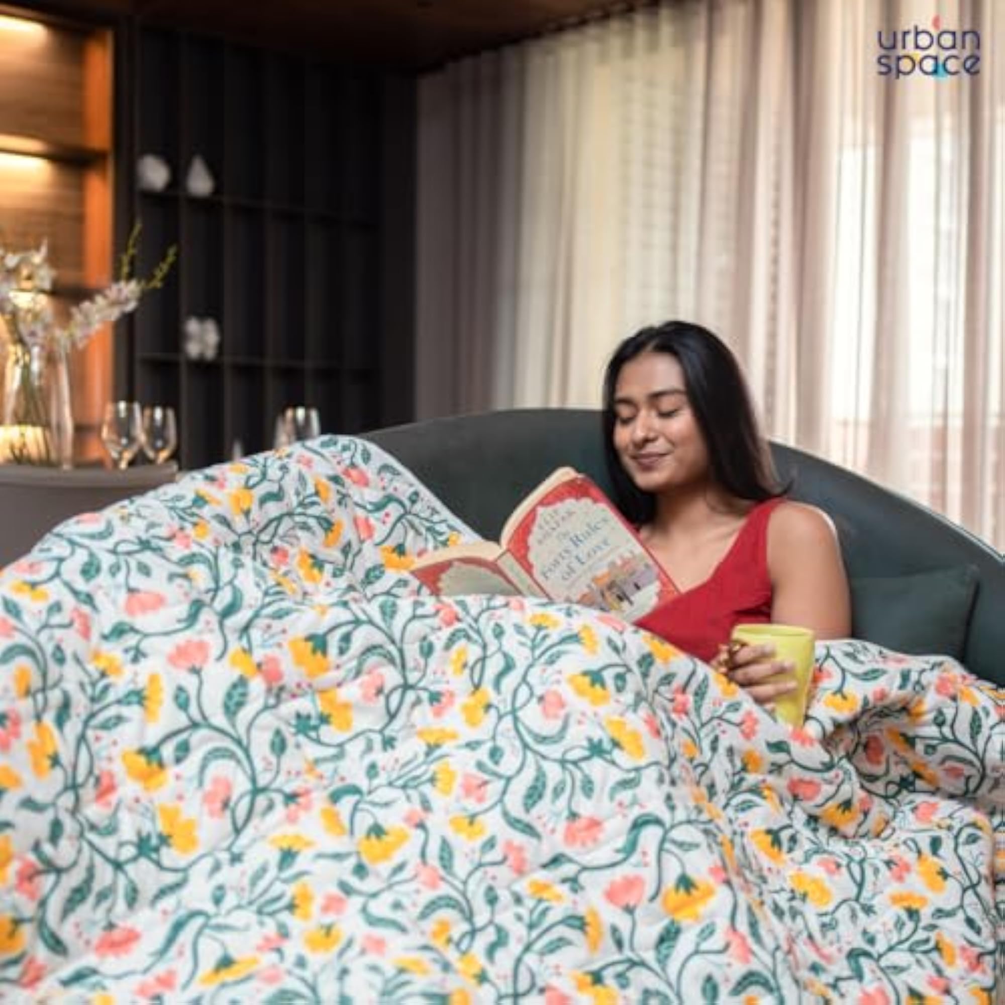 100% Cotton AC Comforter and Floral Bedsheet Set with Pillow Covers