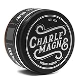 ️✔️ DESARROLLADA POR BARBEROS: Justo el estilo que usted desea – La arcilla Charlemagne es un rico producto de cera capilar para peinar para hombres y mujeres, con ingredientes naturales, aroma frutal fresco a explosiónde fresa y calidad superior para garantizar resultados perfectos, protegiendo al mismo tiempo el cabello y el cuero cabelludo durante el peinado. El producto es soluble en agua, por lo que es fácil de lavar.