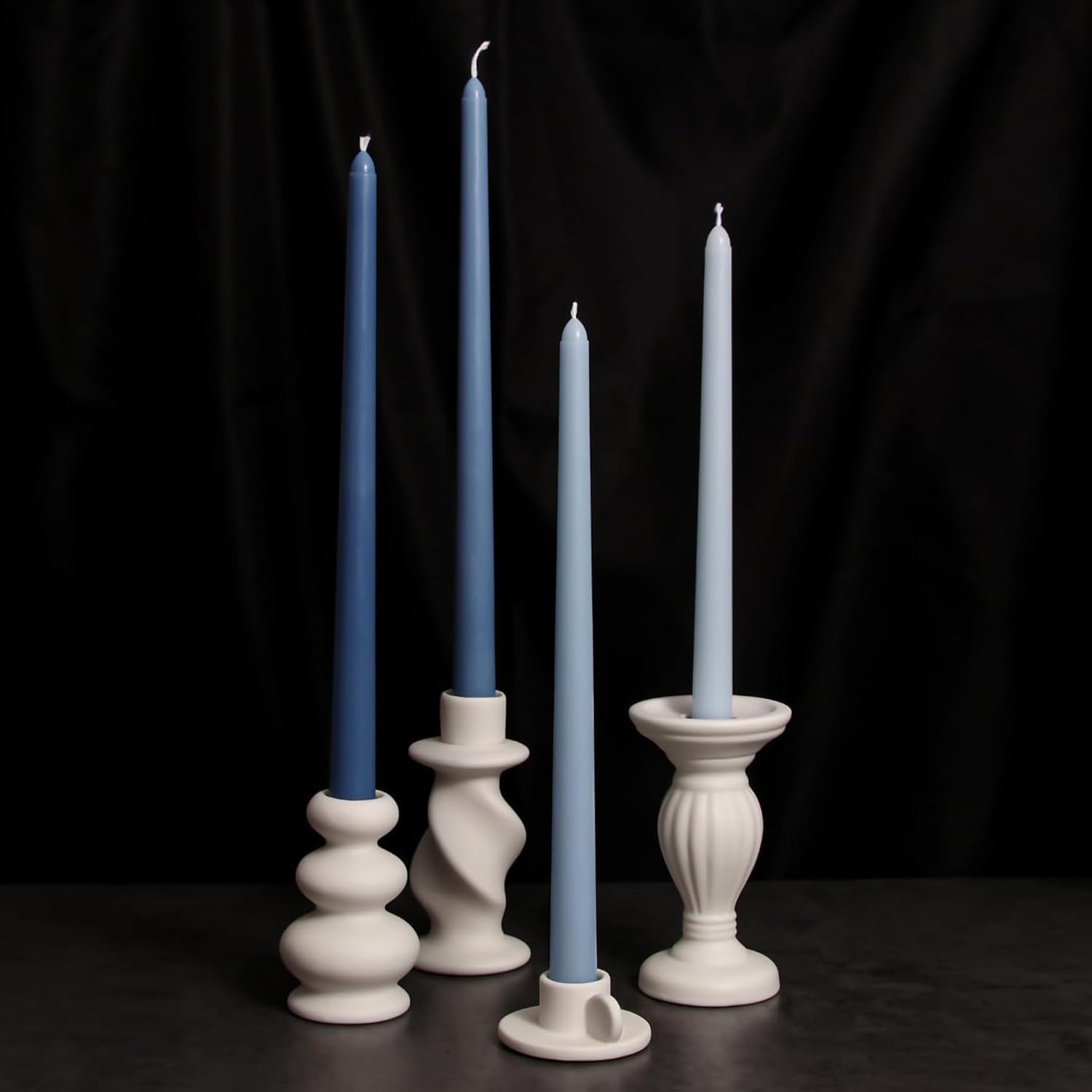 Scentoria Candele a bastoncino blu, 4 pezzi, piccole candele, candele a bastoncino, altezza 25 cm, diametro 2,5 cm, candele colorate, candele a goccia per bottiglie rituali, decorazione da tavolo