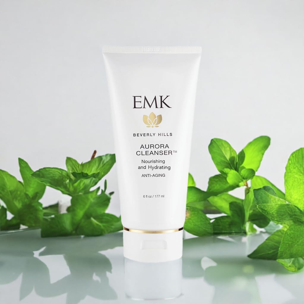EMK Aurora Cleanser