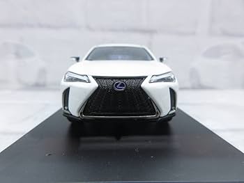 1/43 レクサス　IS F　ディーラー品　ミニカー　シルバー 1/43 レクサス IS F ディーラー品 ミニカー シルバー - メルカリ