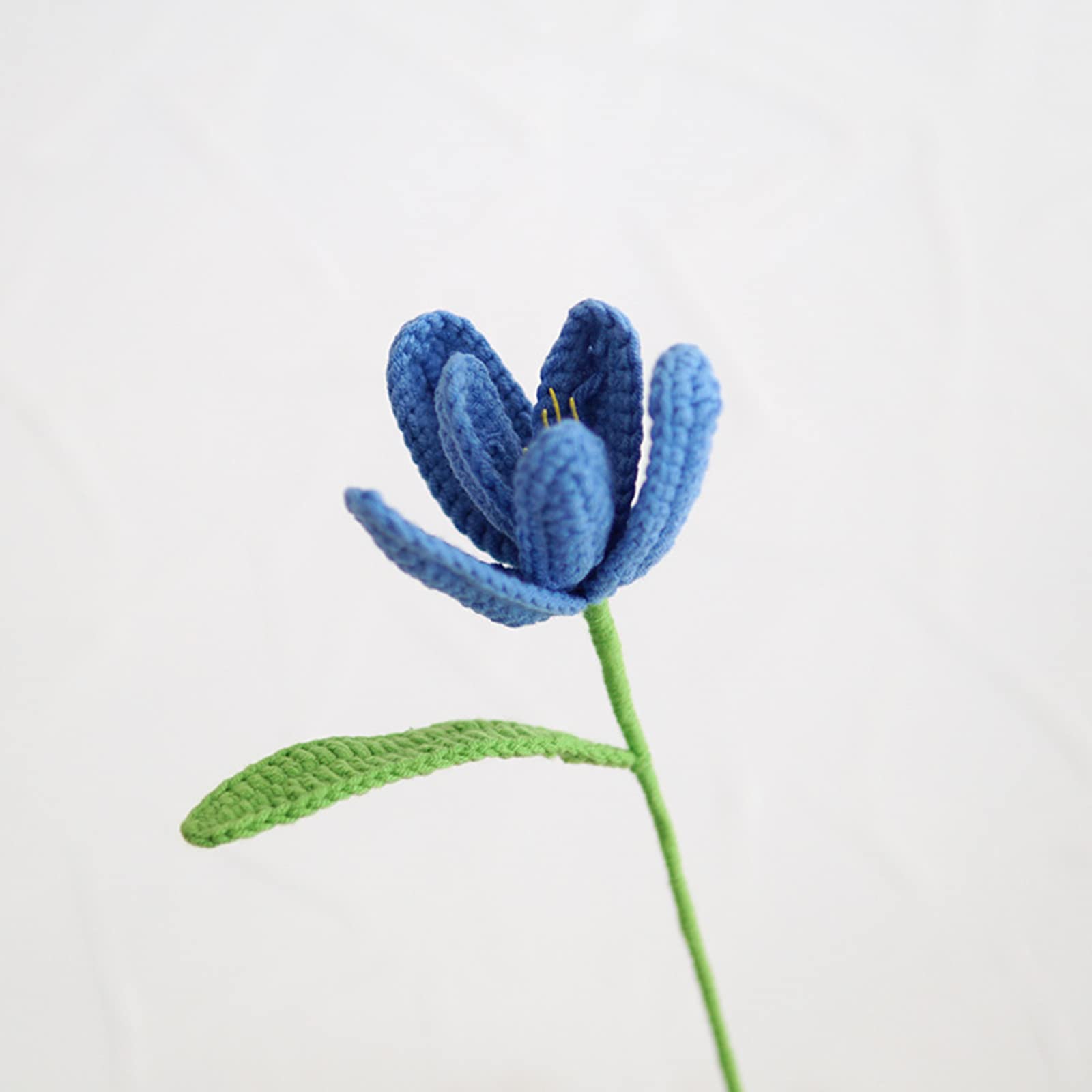 Tsophreniq Artificial Crochet Flower Handwoven Day Present Decoration for Children Girl Boys Bedroom Decoration Handwoven Flower