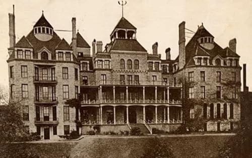 Episode 03: The crescent hotel