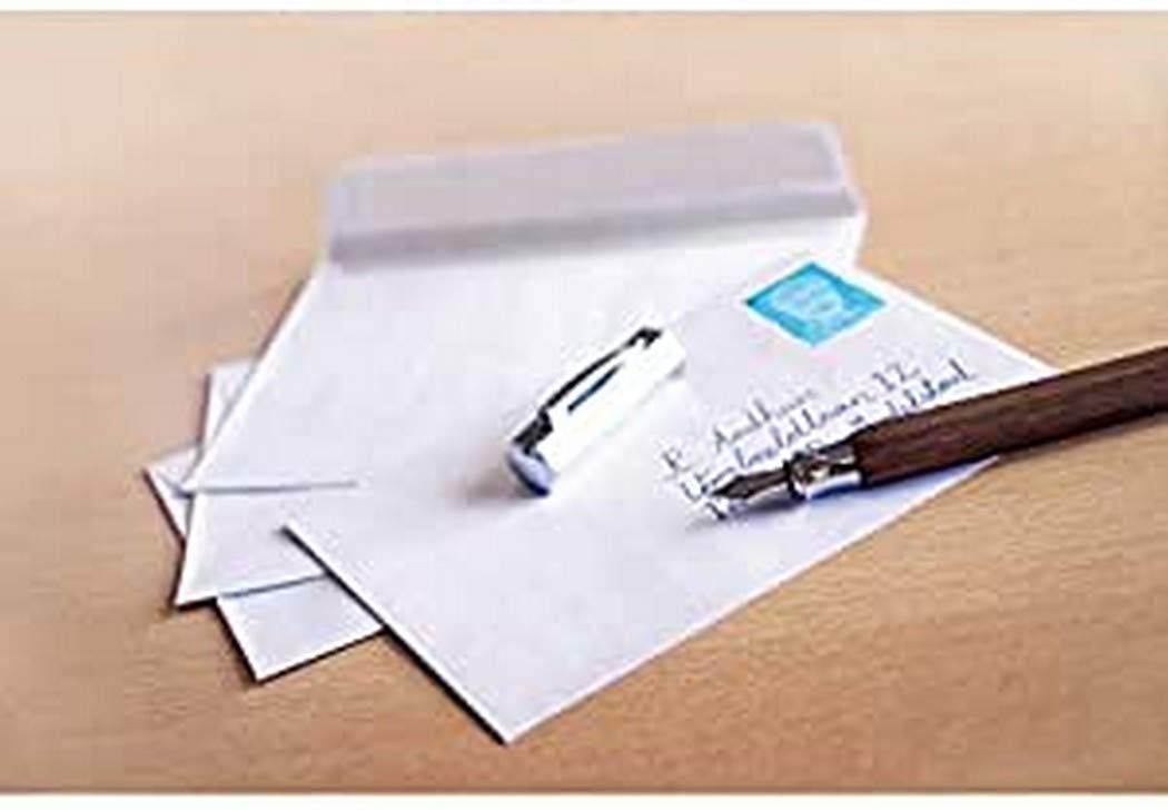 Raadhuis Envelopes 114 x 162 C6 Self-Adhesive White 80 g Pack of 25