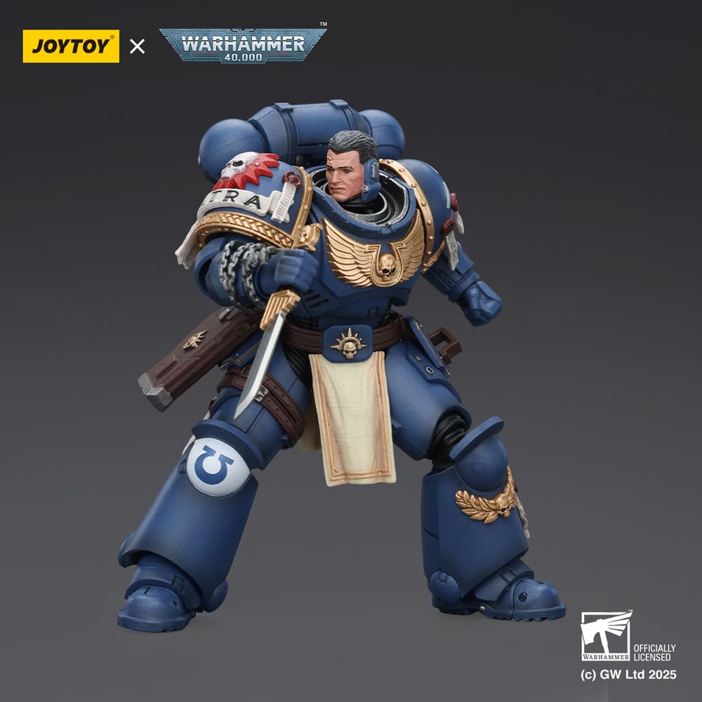 JOYTOY Warhammer 40K Spacemarine Ultramarines Titus z laurami zwycięstwa 1/18 figurka akcji