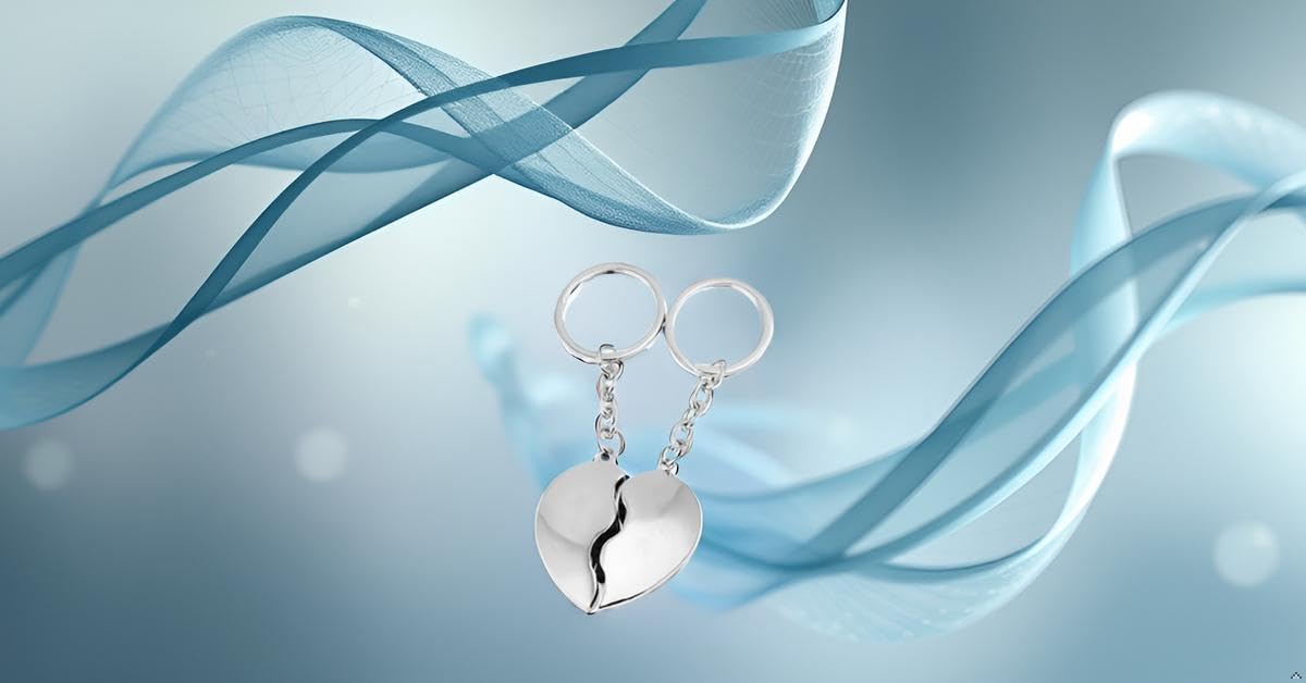 Llavero con forma de corazón dividido, 2 piezas, plata premium, chapado en plata, listo para regalar con elegante paquete de regalo, plata, 10,5 cm