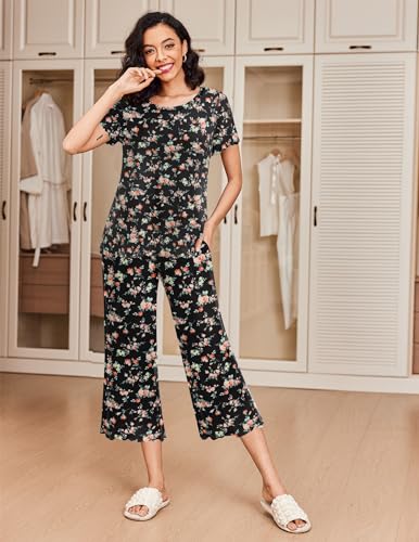 Image of Ekouaer 2 Pack: Women's Pajamas Set Short Sleeve Sleepwear Capri Pants Pjs Soft Loungewear with Pockets