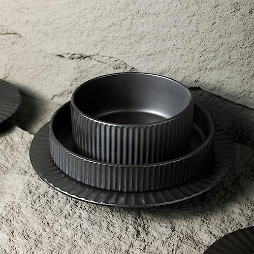 Image of Christian Siriano Lusso 16-Piece Dinnerware Set Stoneware, Black
