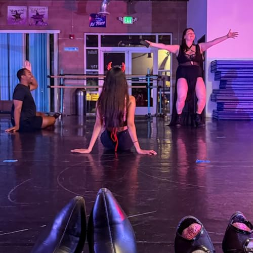 Page de couverture de Burlesque in Reno, Empowering Local Bodies and Minds