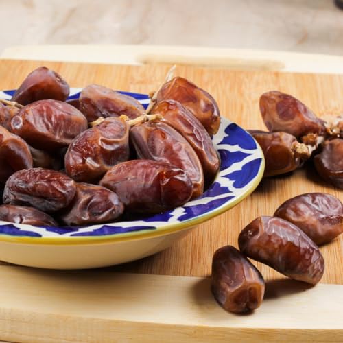 Image of Urban Platter Israeli Deglet Noor Dates, 500g